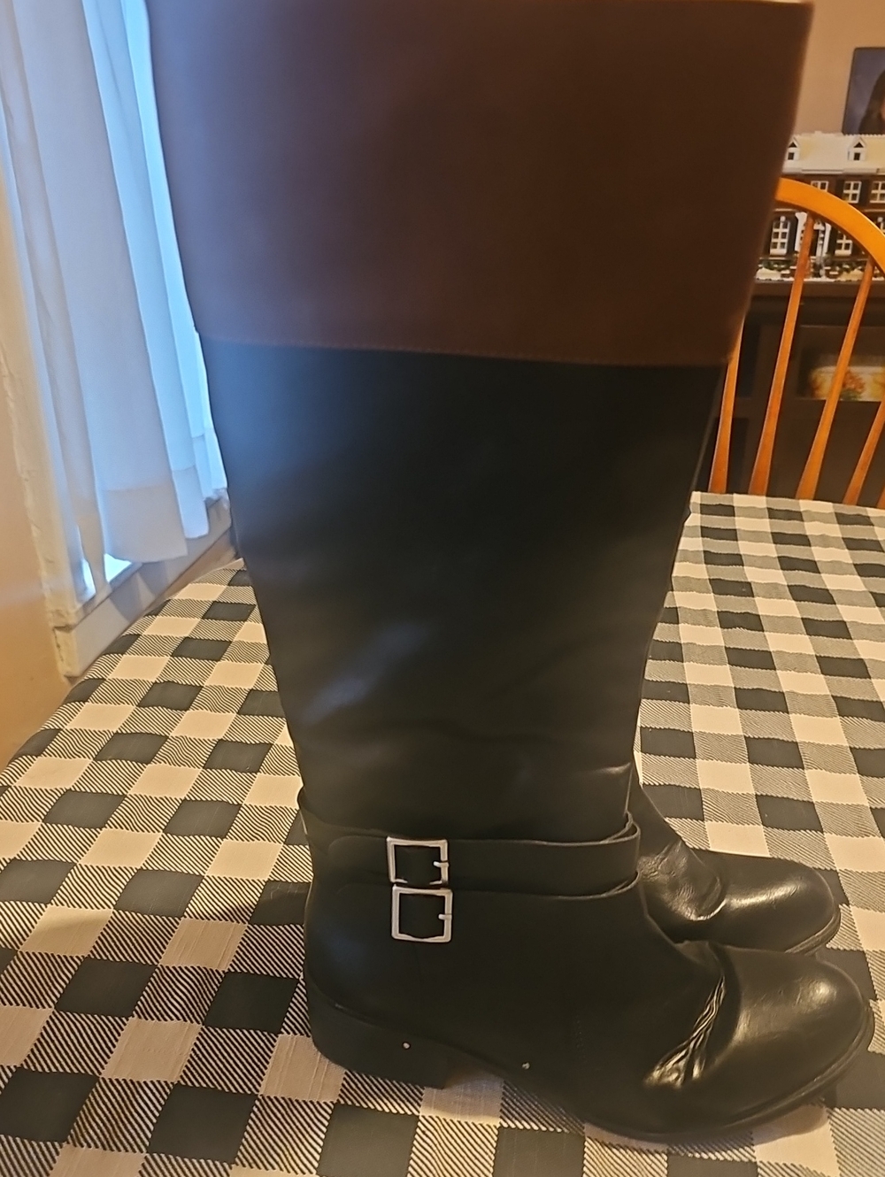 Womens Sz 9 Two-Tone Brown and Black Tall Riding Boots